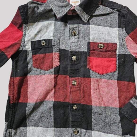 GYMBOREE Red and Black Plaid Flannel Button Front Shirt Boys Size 4 - Picture 2 of 3